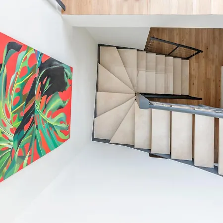 Apartment Graffiti El Museo